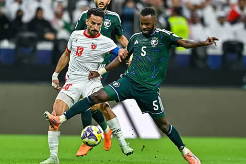 النشامى إلى النهائي.. منتخب الأردن يفاجئ السعودية في كأس العرب (فيديو)